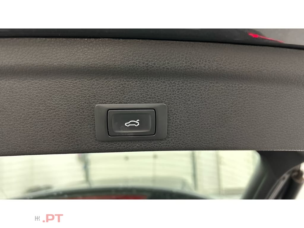 Audi Q3 45 TFSIe S line