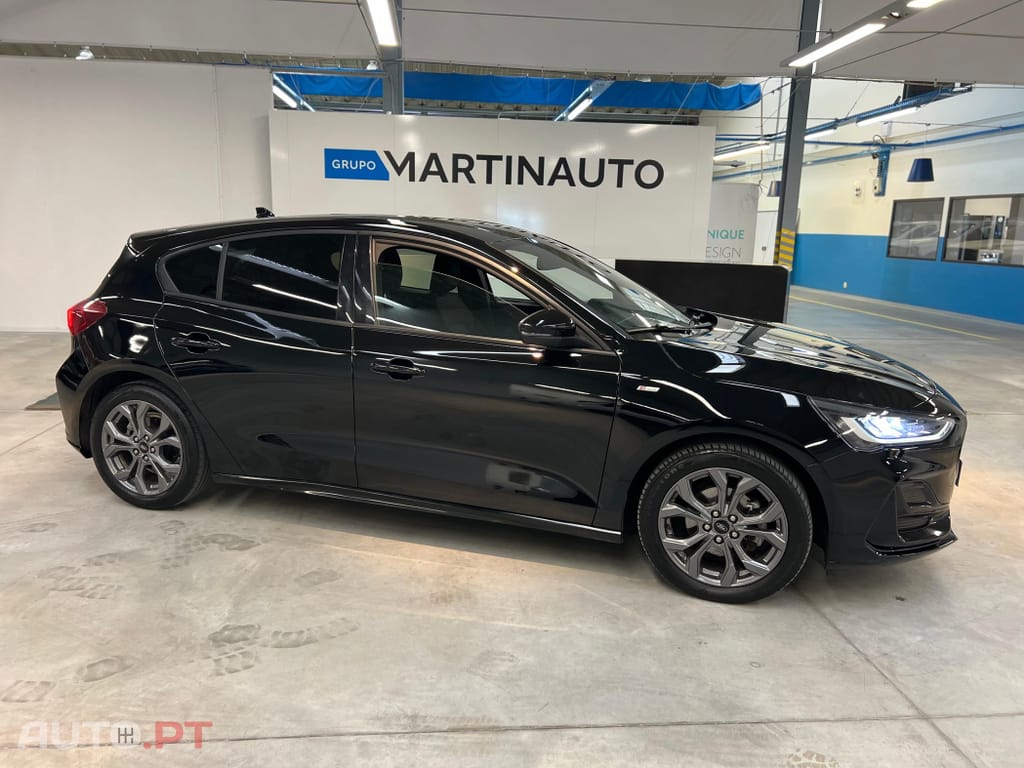 Ford Focus 1.0 EcoBoost MHEV ST-Line