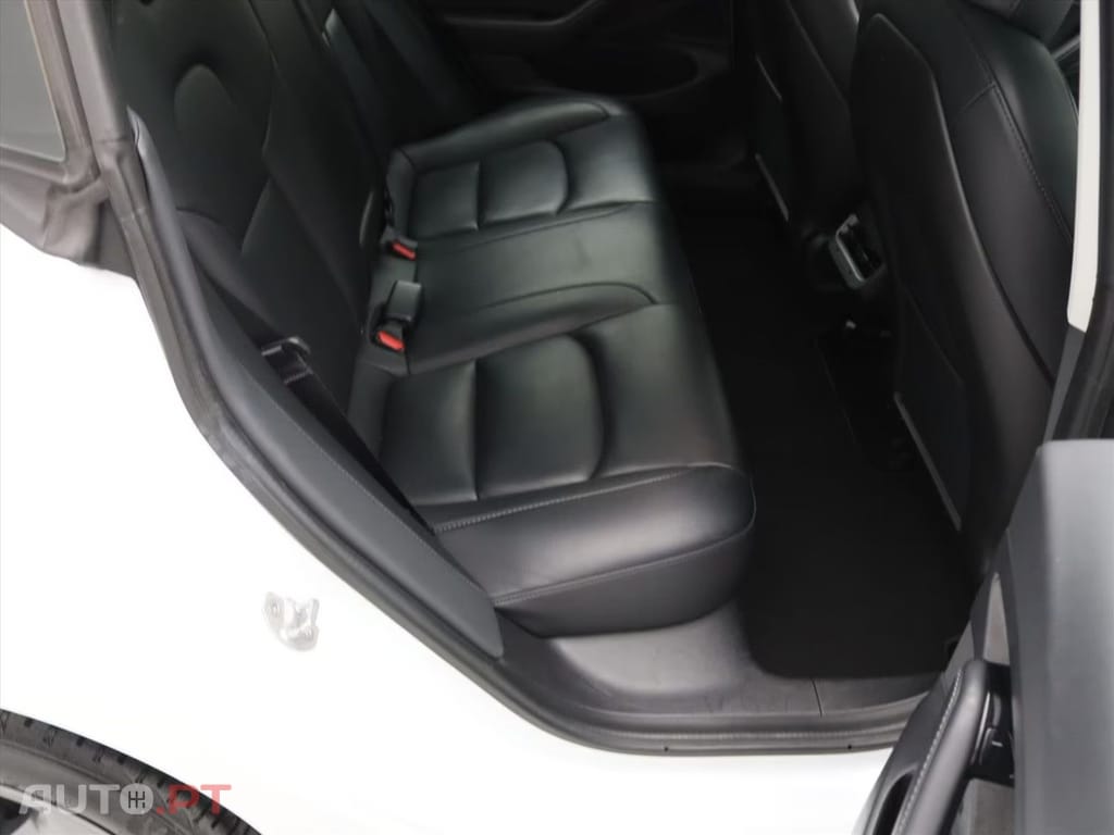 Tesla Model 3 Standard I.V.A DEDUTÍVEL 