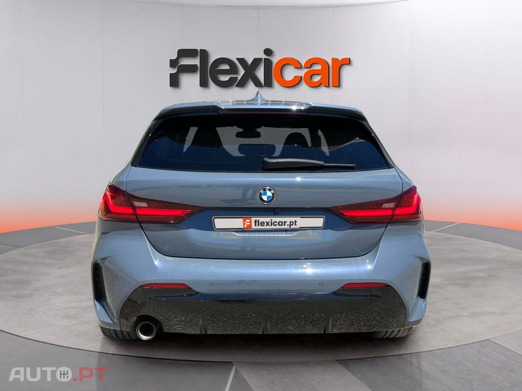 BMW 118 i Pack Desportivo M Auto