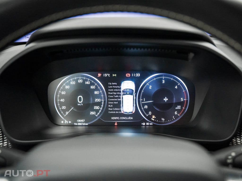 Volvo XC40 2.0 D3 R-Design