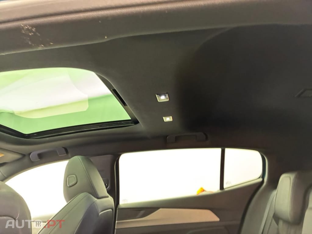 Peugeot 408 1.6 Hybrid GT e-EAT8