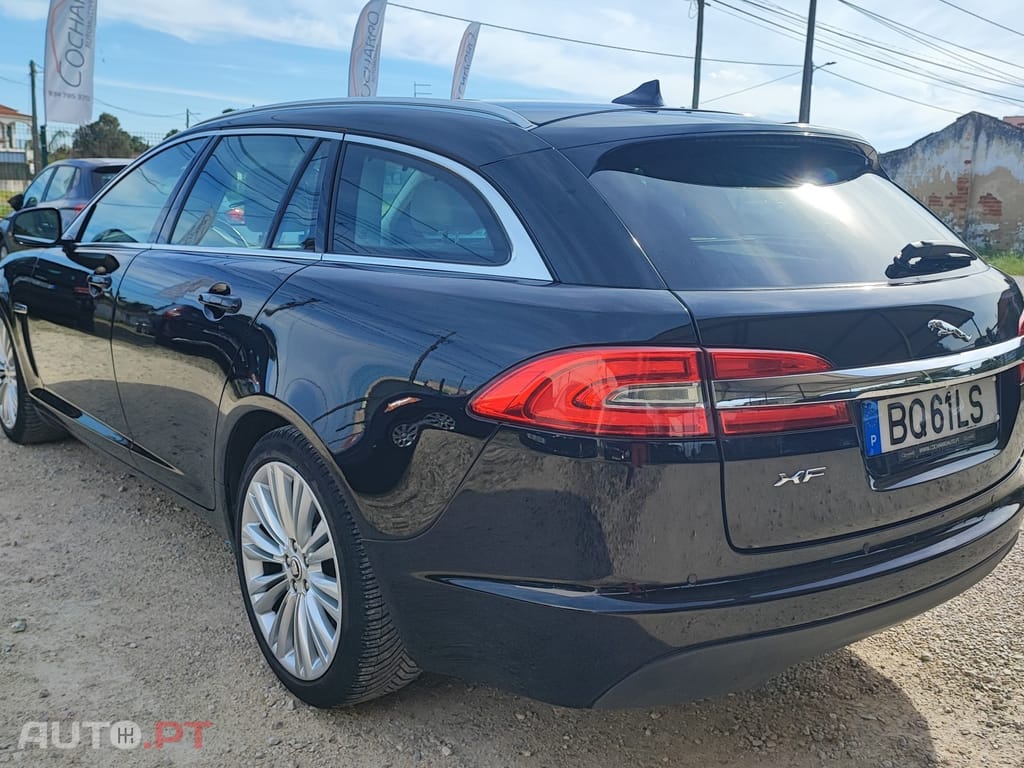 Jaguar XF 2.2 D Luxury 139g