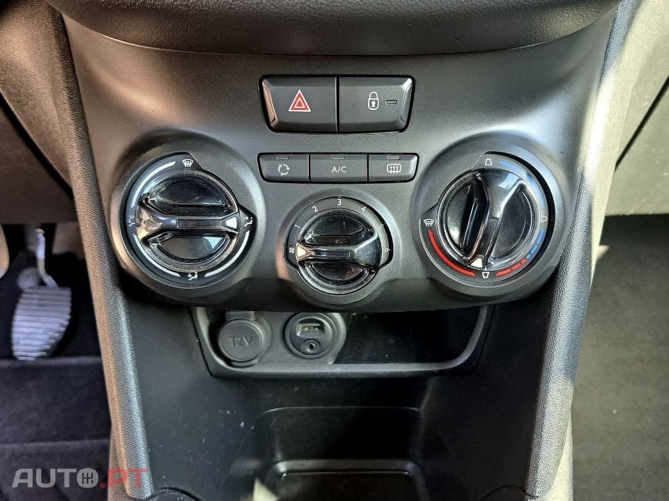 Peugeot 208 1.4 HDi SE Style