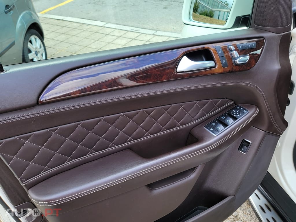 Mercedes-Benz GLE d 4Matic (2015-2018)