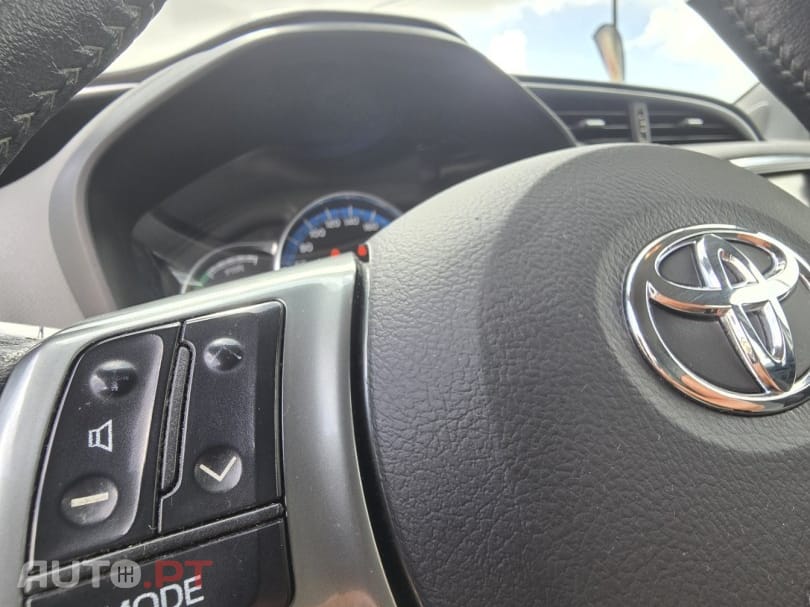 Toyota Yaris 1.5 HSD Comfort