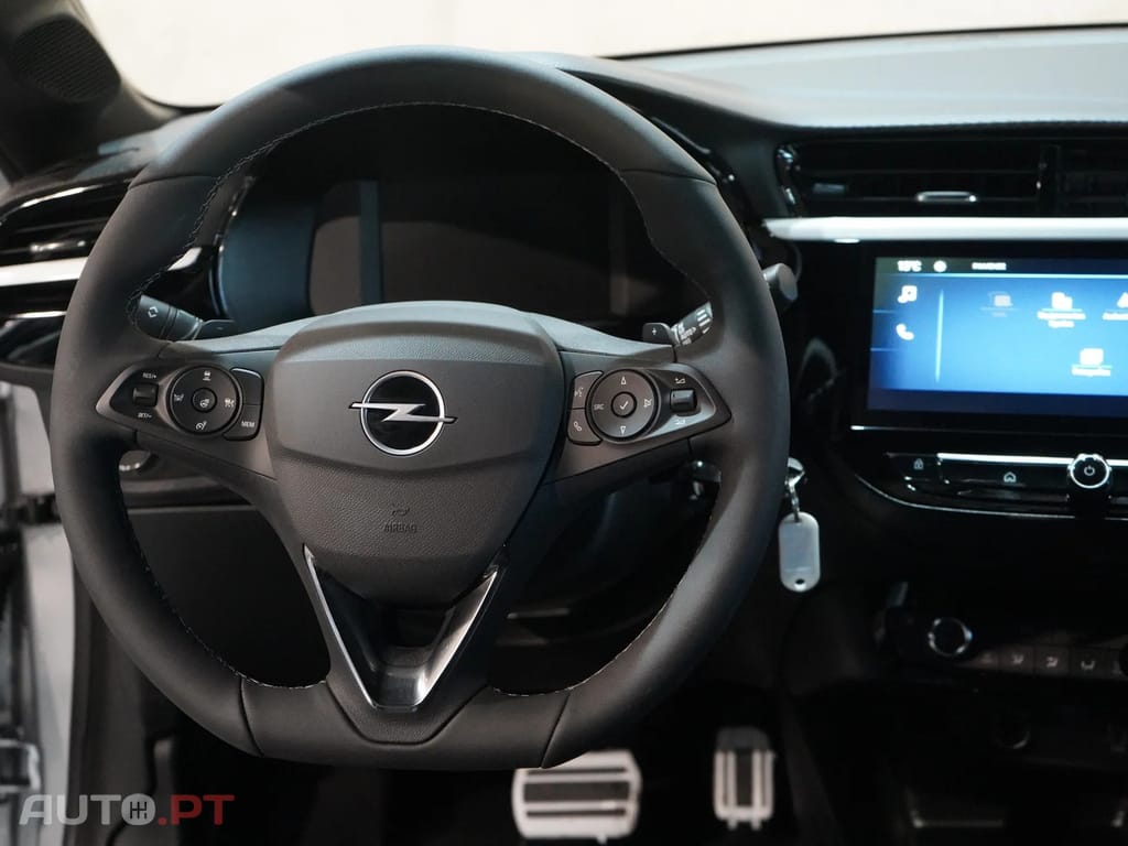 Opel Corsa 1.2 T Hybrid GS eDCT