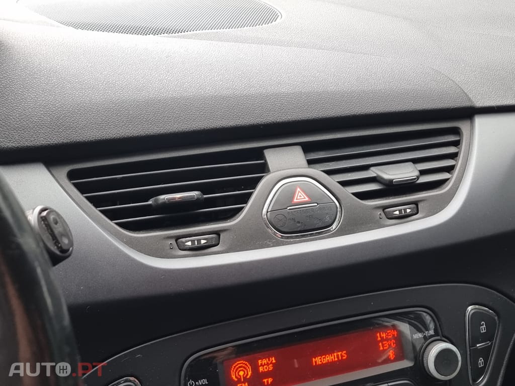 Opel Corsa 1.2 Enjoy