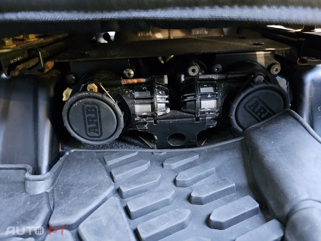 Jeep Wrangler 2.8 CRD ATX Sahara Limited