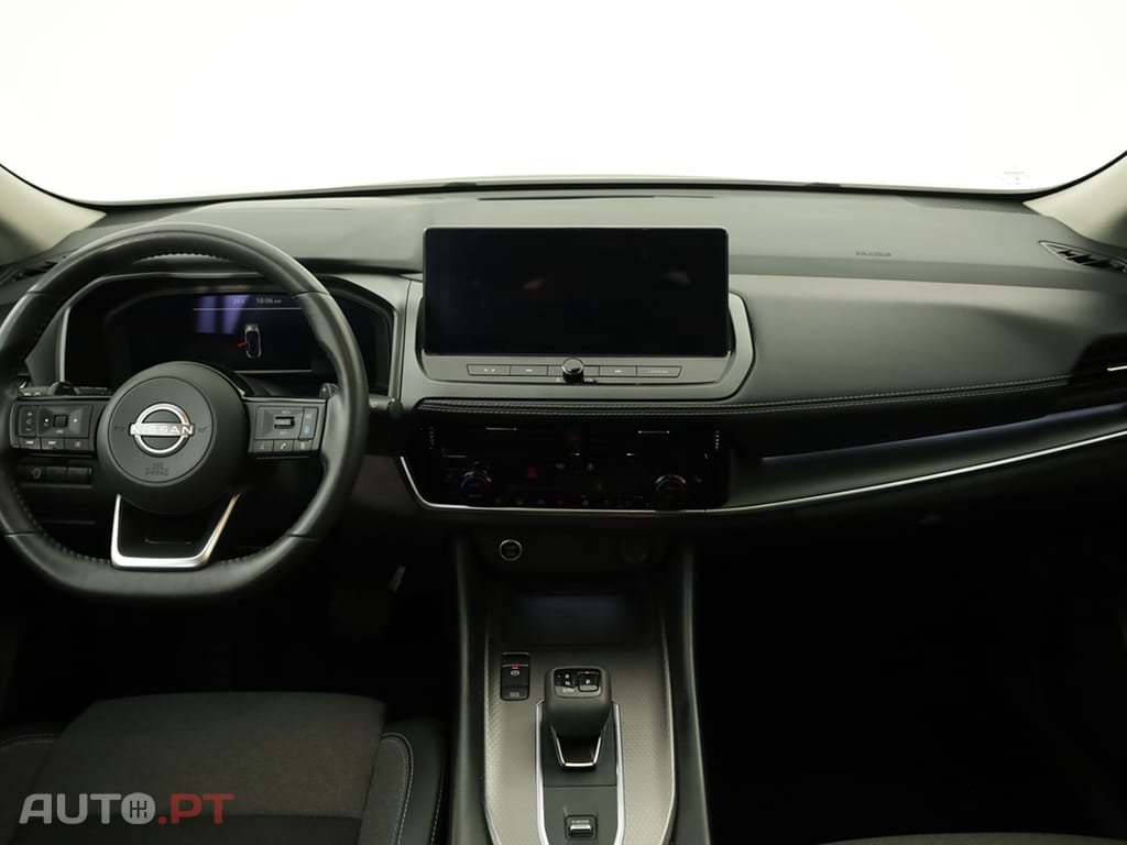 Nissan Qashqai Qashqai 1.3 DIG-T N-Connecta LED Xtronic