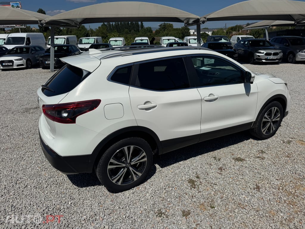 Nissan Qashqai 1.2 DIG-T N-Connecta