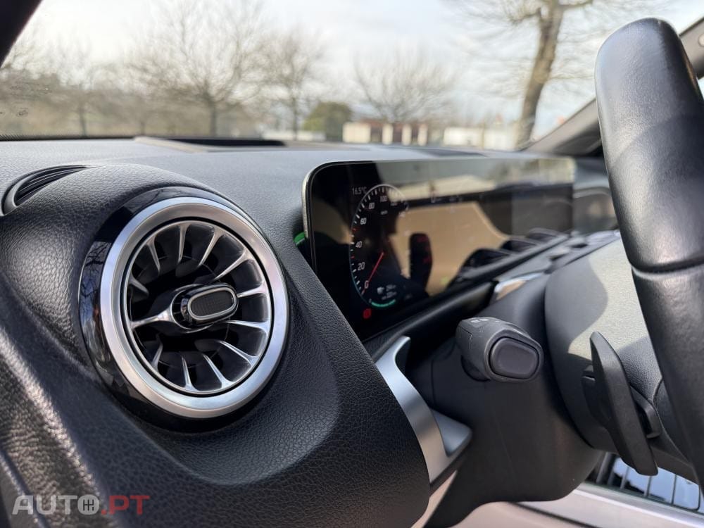 Mercedes-Benz EQB 250 Progressive