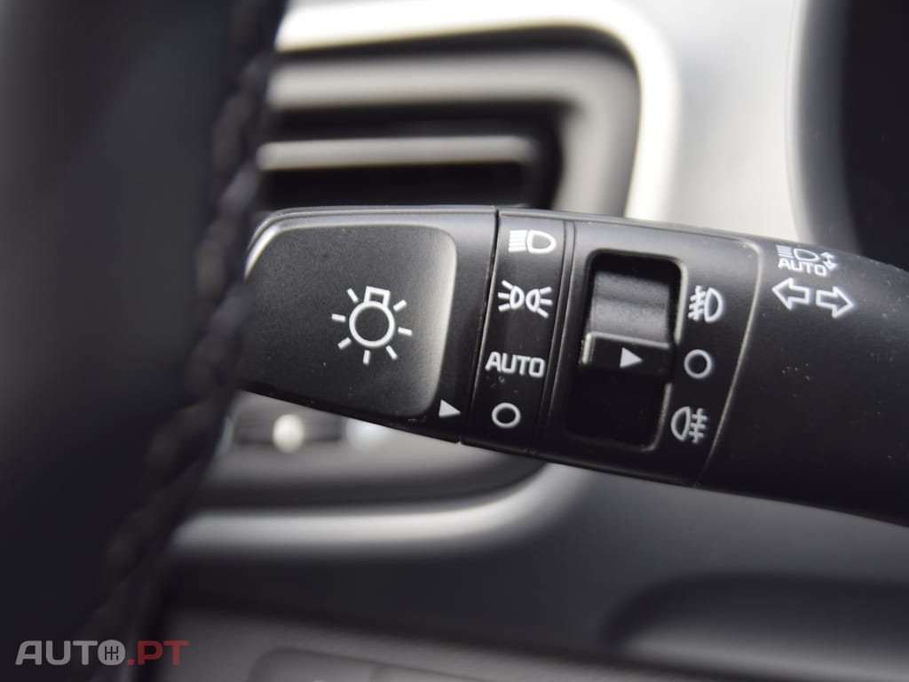 Kia Stonic 1.2 Dynamic