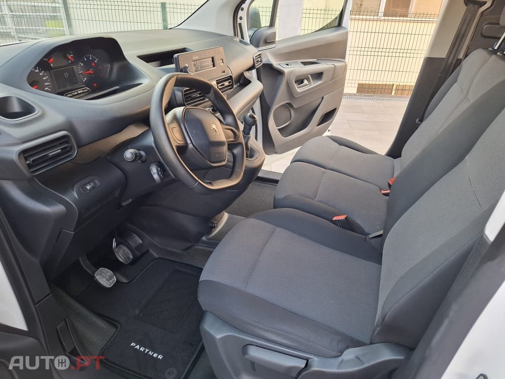 Peugeot Partner 1.6 BlueHDi L1 Premium 3L