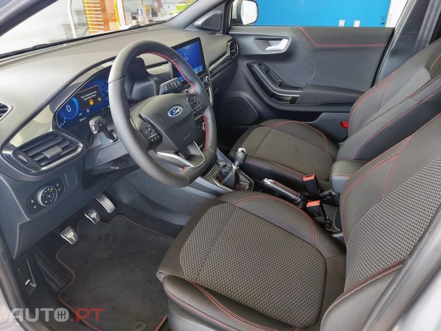 Ford Puma 1.0 Ecoboost MHEV ST-Line 