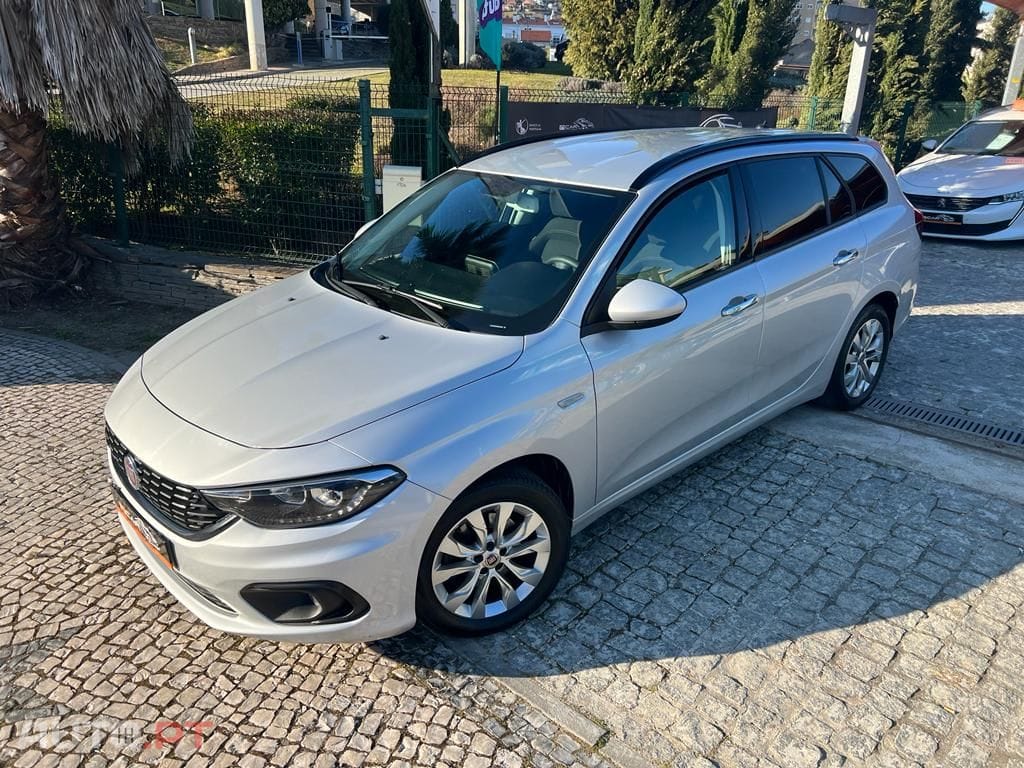 Fiat Tipo 1.3 M-Jet Lounge Tech J17