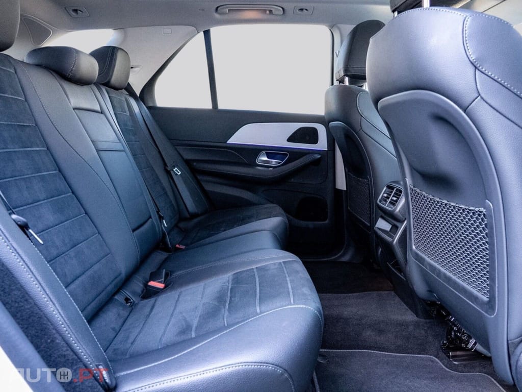 Mercedes-Benz GLE de 4MATIC AMG Line I.V.A DEDUTIVEL 