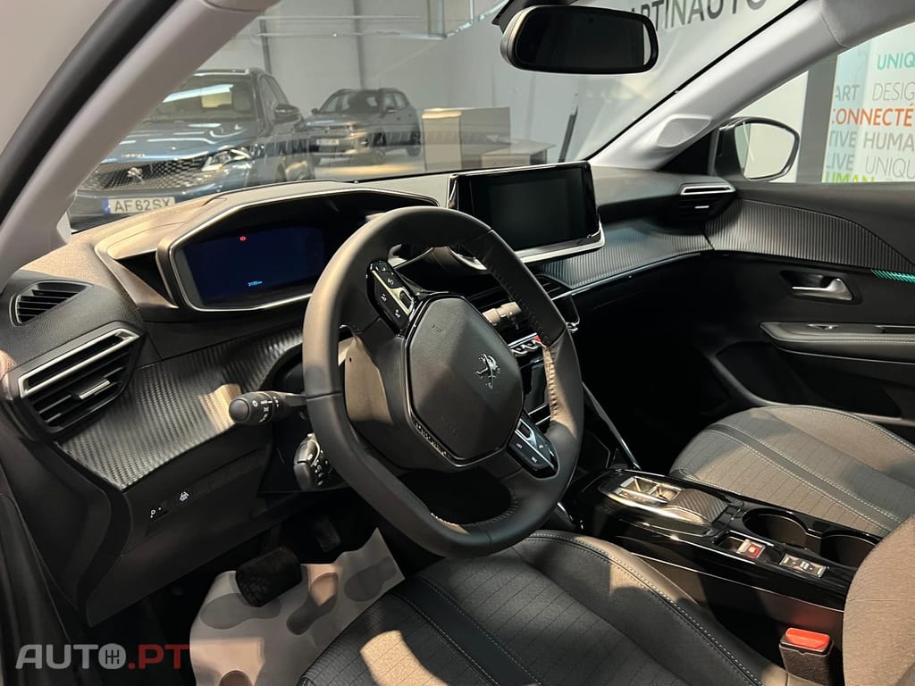 Peugeot E-208 50 kWh Allure Pack