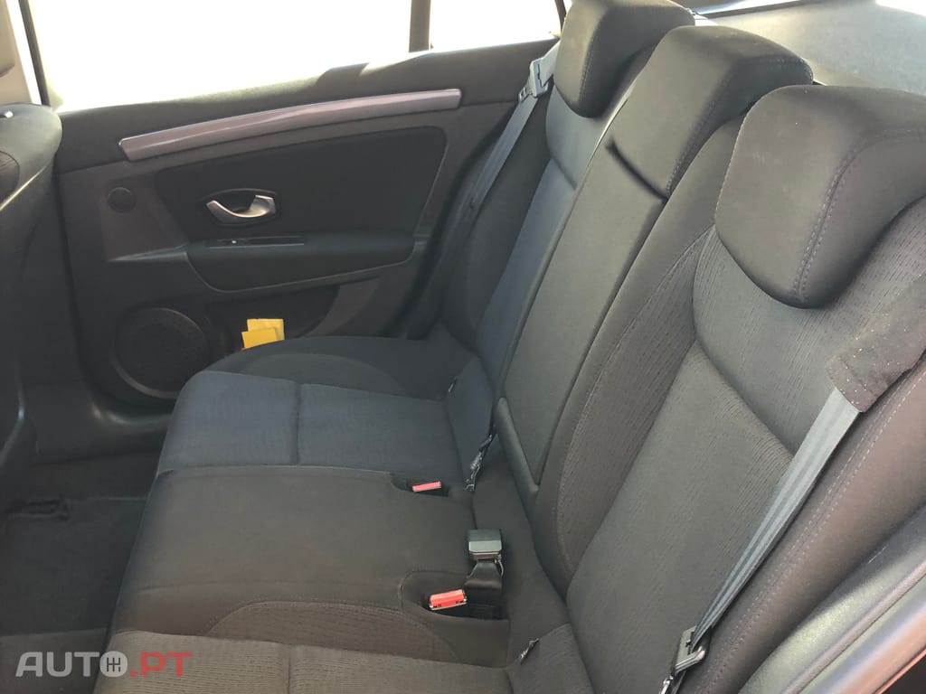 Renault Laguna Laguna III Break Bose Edition