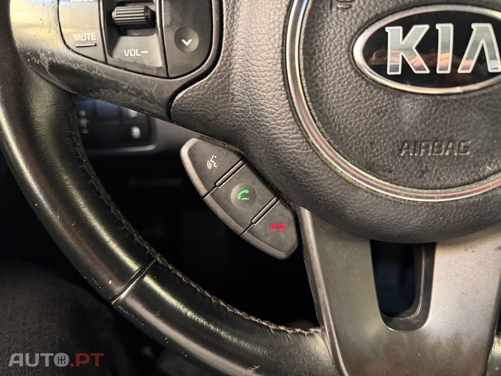 Kia Carens 1,7d 7L