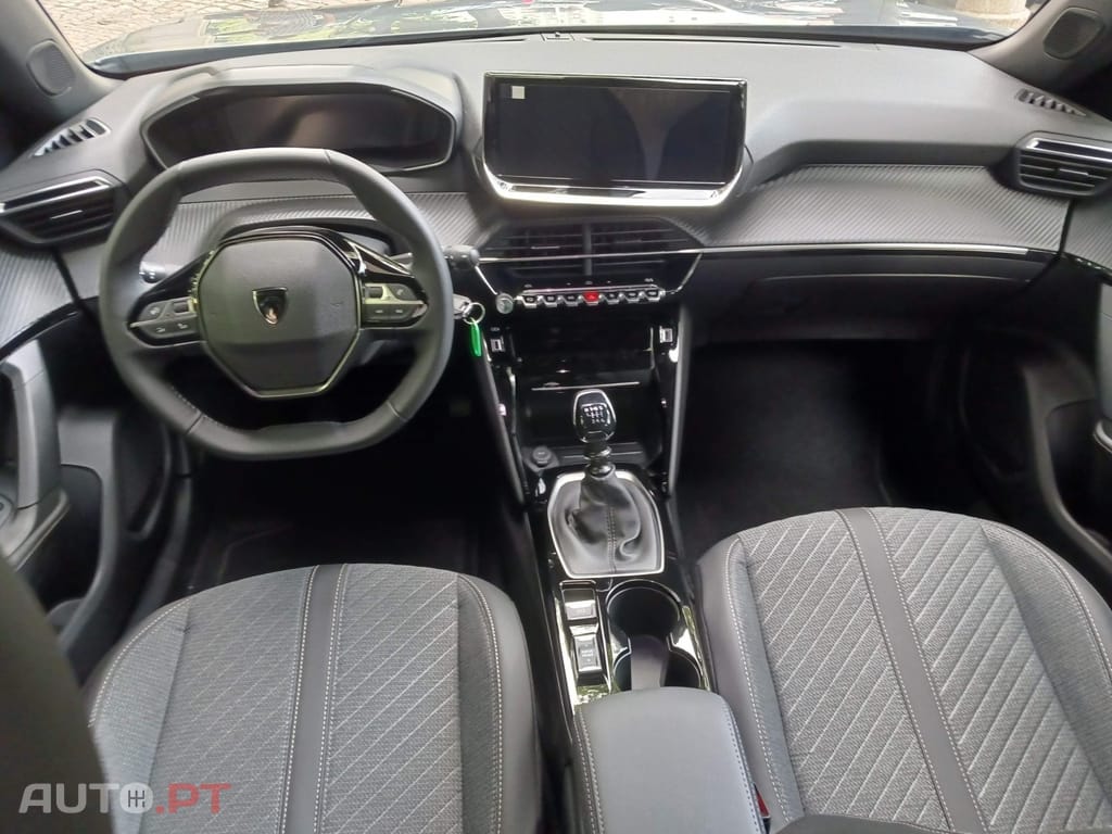 Peugeot 2008 1.2 PureTech Allure Pack
