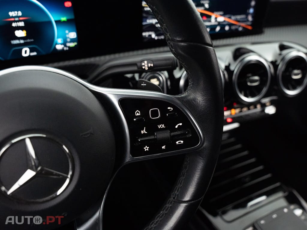 Mercedes-Benz A 250 e Style Plus