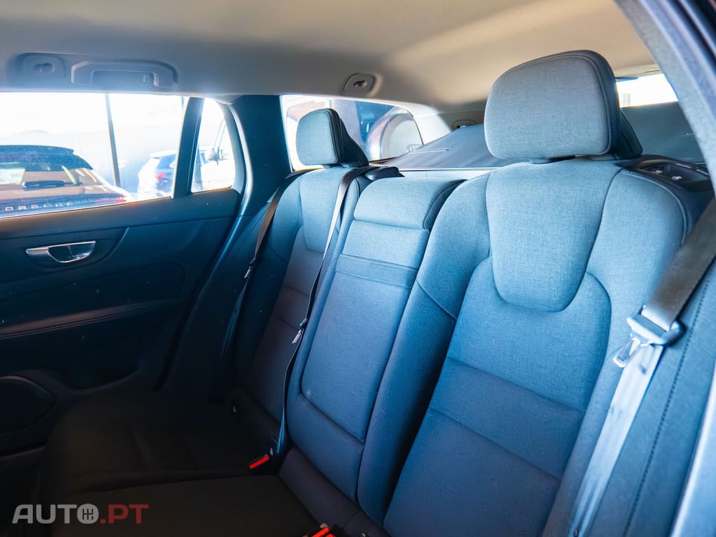 Volvo V60 2.0 D4 Momentum Geartronic