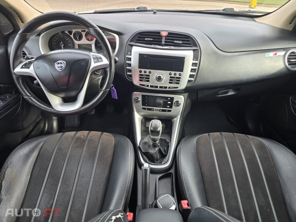 Lancia Delta 1.6 MultiJet 16v Oro