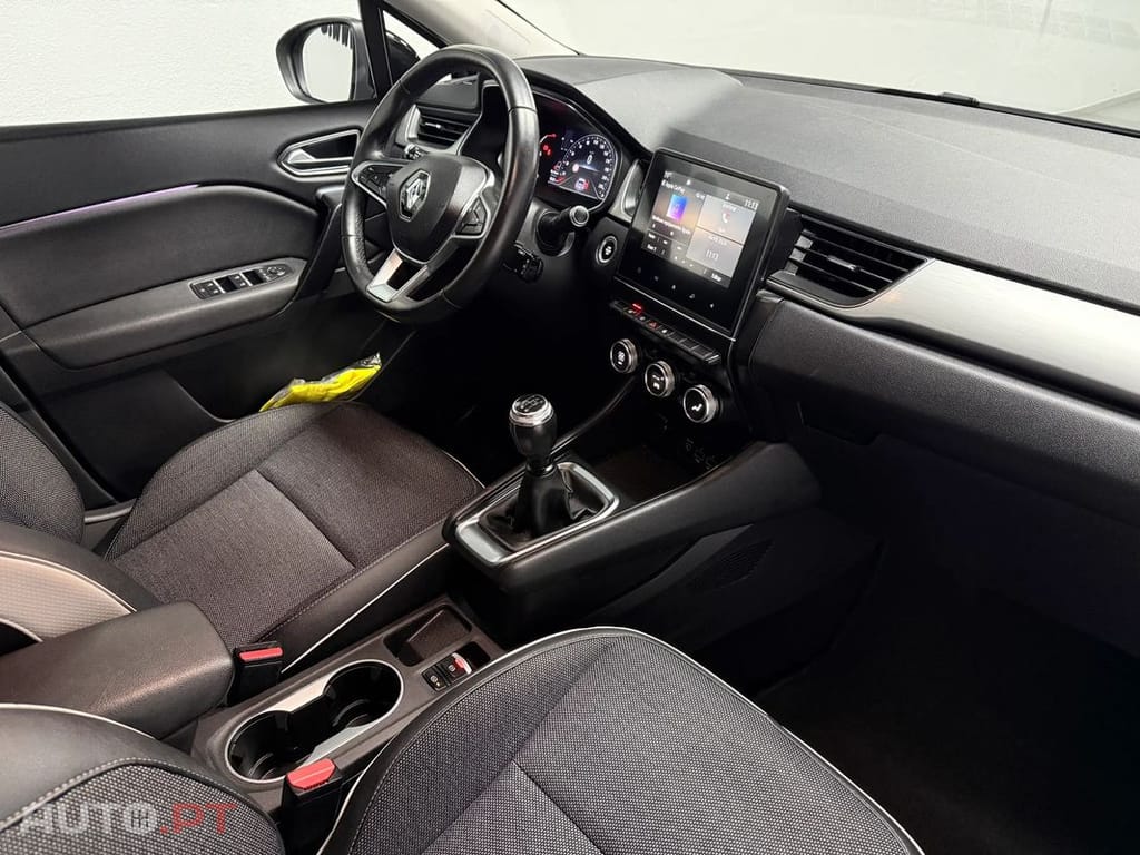 Renault Captur TCe 100 INTENS