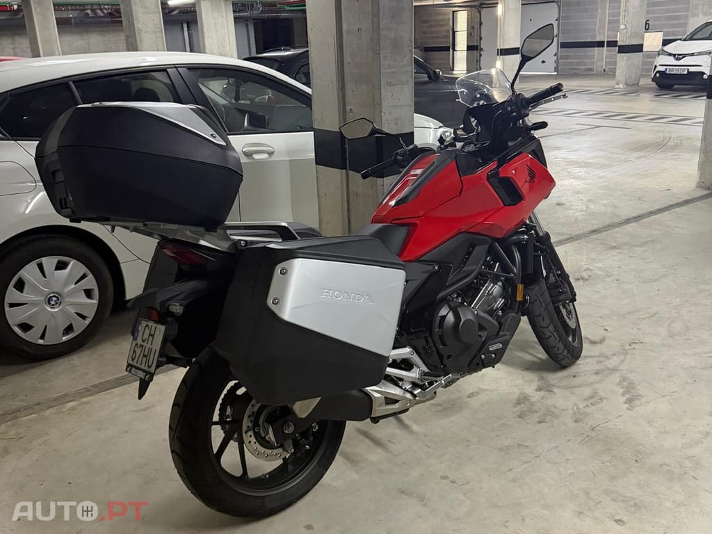 Honda NC750X DCT