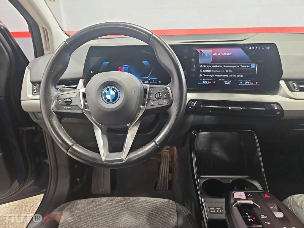 BMW 225 e xDrive