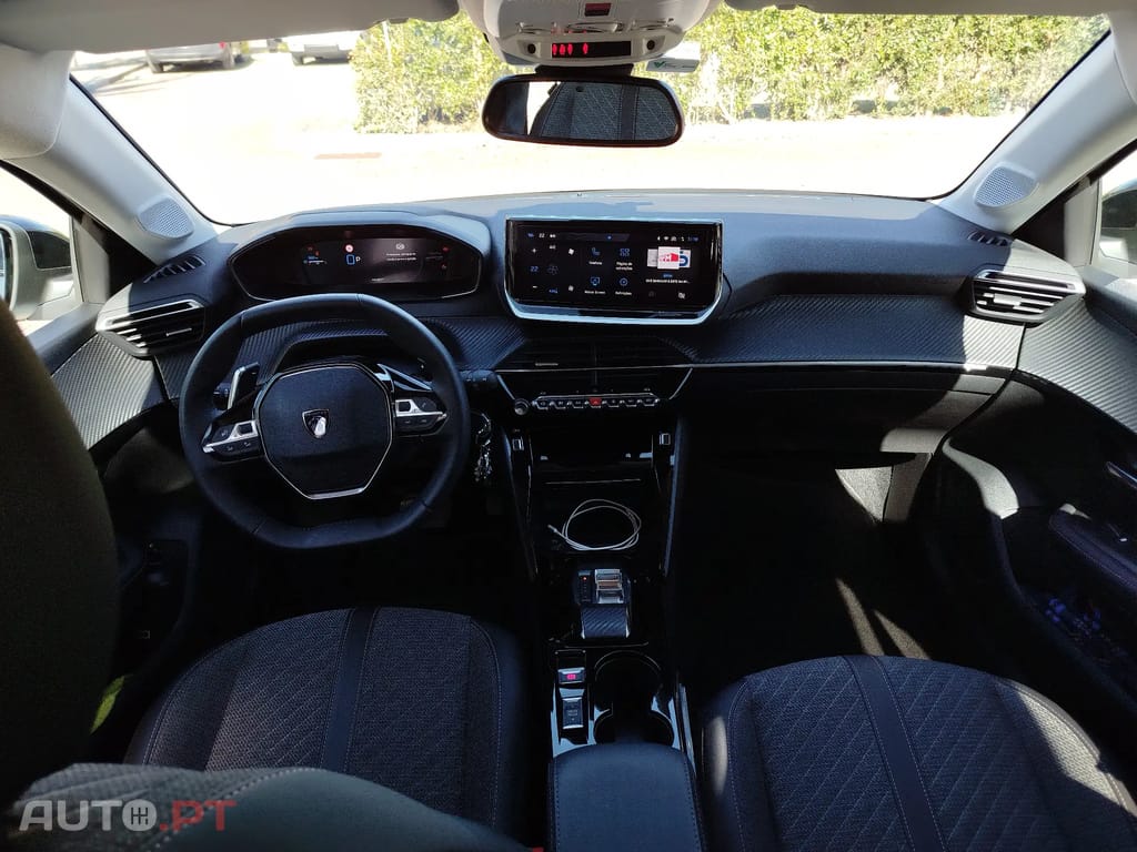 Peugeot 208 Allure Hybrid 1.2 Puretech 100 cv