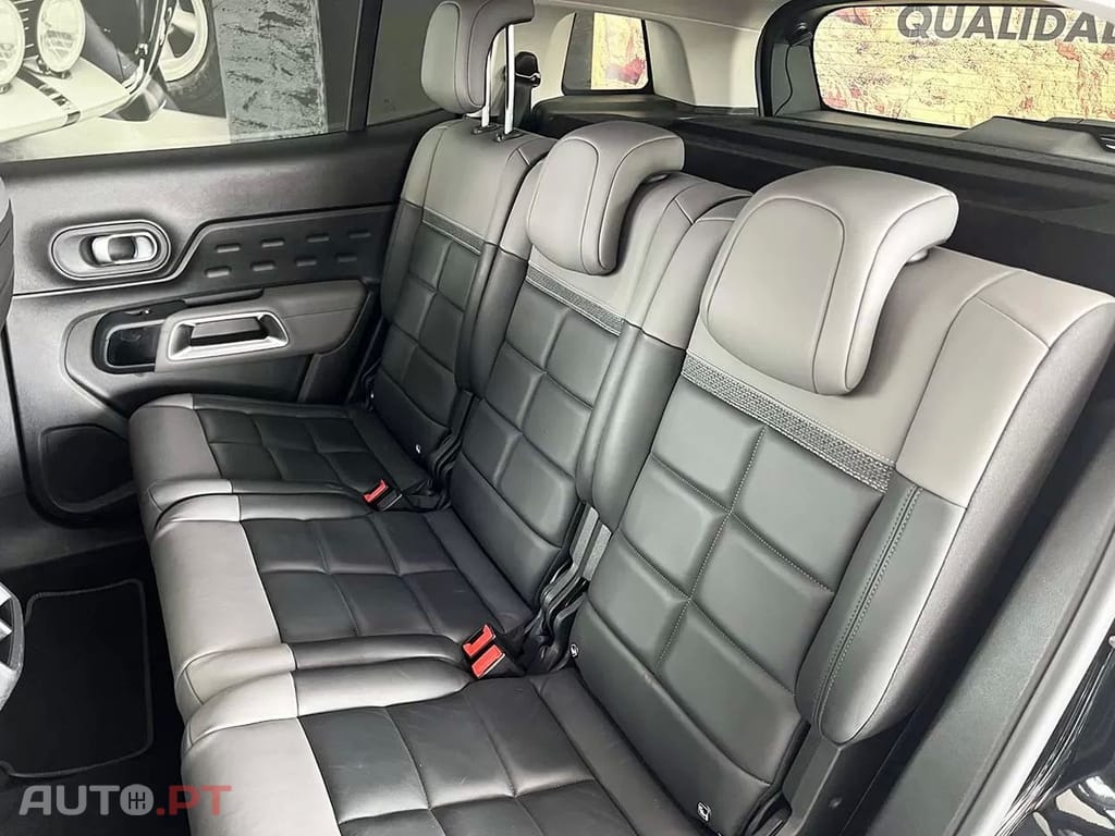 Citroen C5 Aircross 225E HYBRID EAT8 SHINE