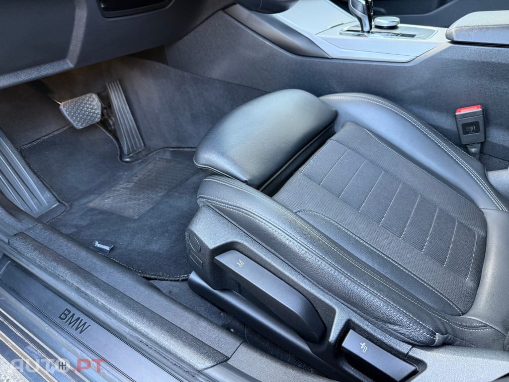 BMW 320 e Touring Corporate Edition Auto