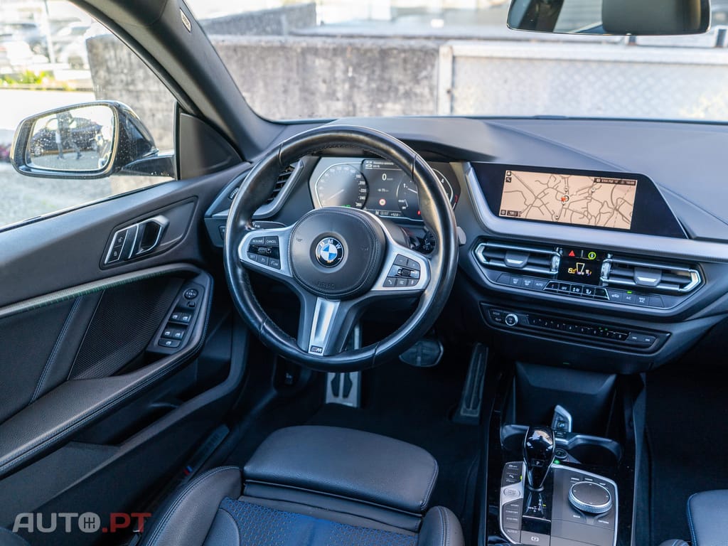 BMW 216 d Pack Desportivo M