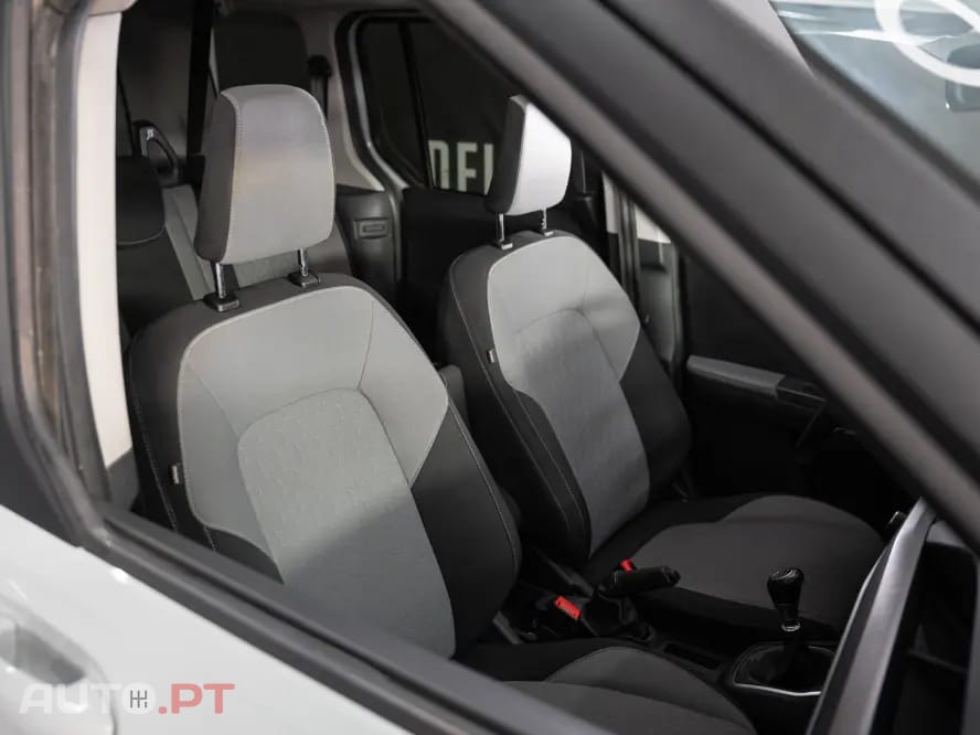 Ford Tourneo 1.0 EcoBoost Titanium