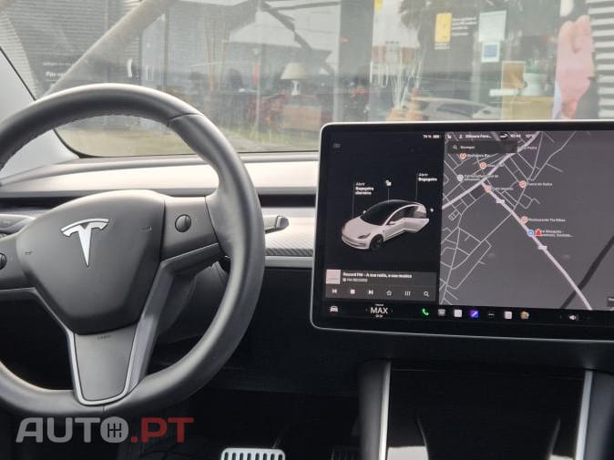 Tesla Model 3 Standard Range Plus RWD