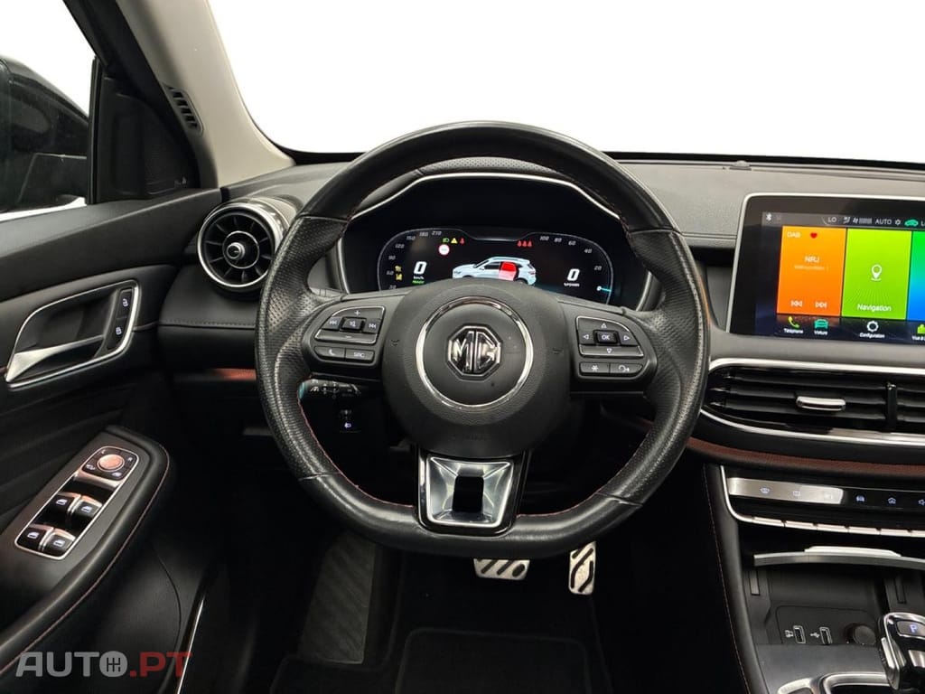 MG EHS 1.5T-GDI PHEV Luxury