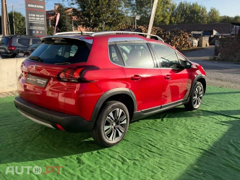 Peugeot 2008 1.2 PureTech Allure EAT6