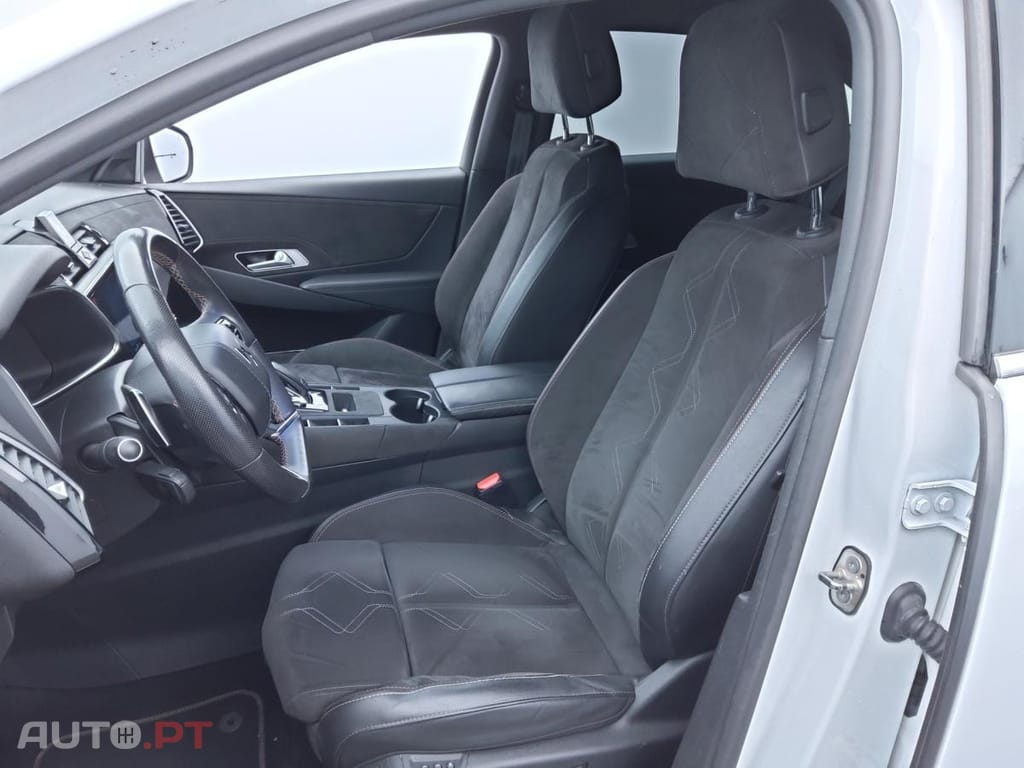 DS DS7 Crossback 1.5 BlueHDi Performance Line EAT8