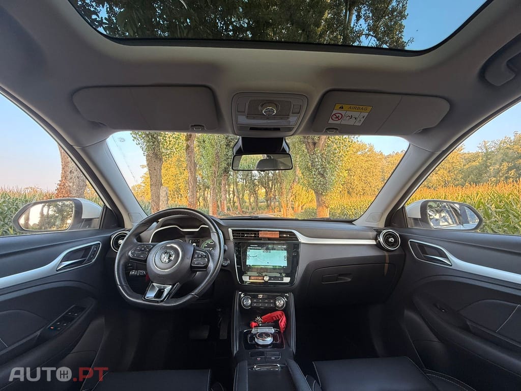 MG ZS EV Luxury