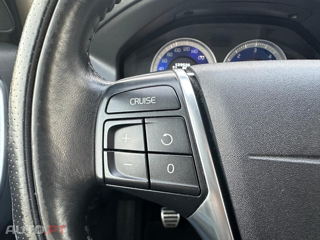 Volvo XC60 2.0 D3 Drive R-Design