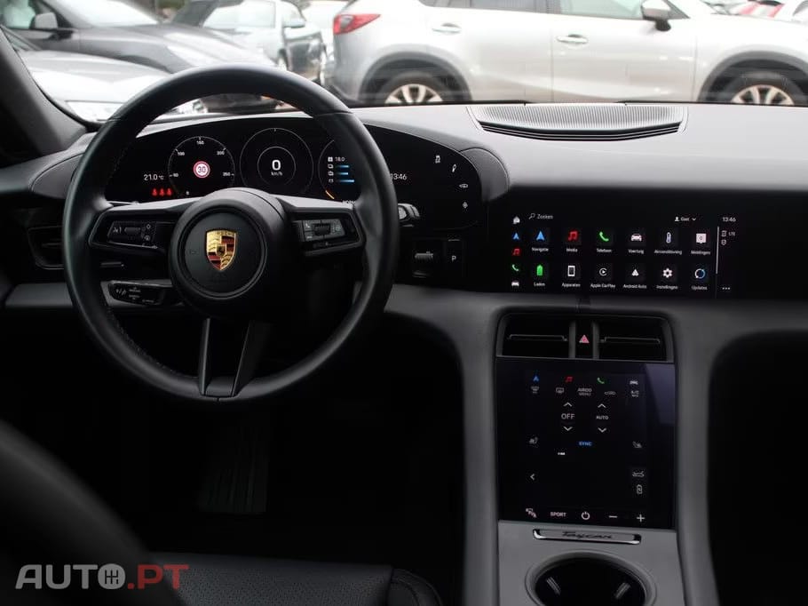 Porsche Taycan 93 kWh