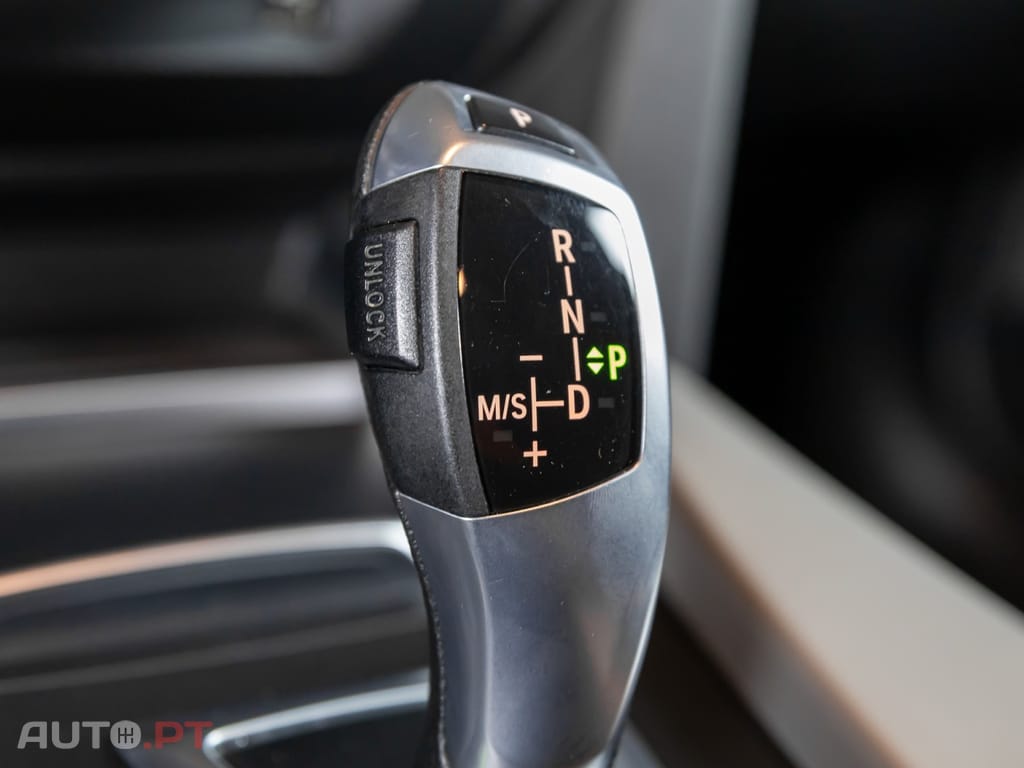 BMW 320 D Look M performance