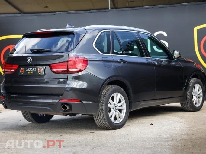BMW X5 25 d sDrive Comfort 7L