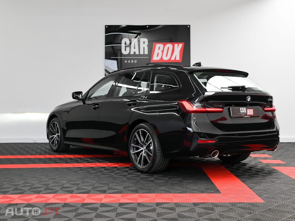 BMW 330 e Touring Line Sport Auto