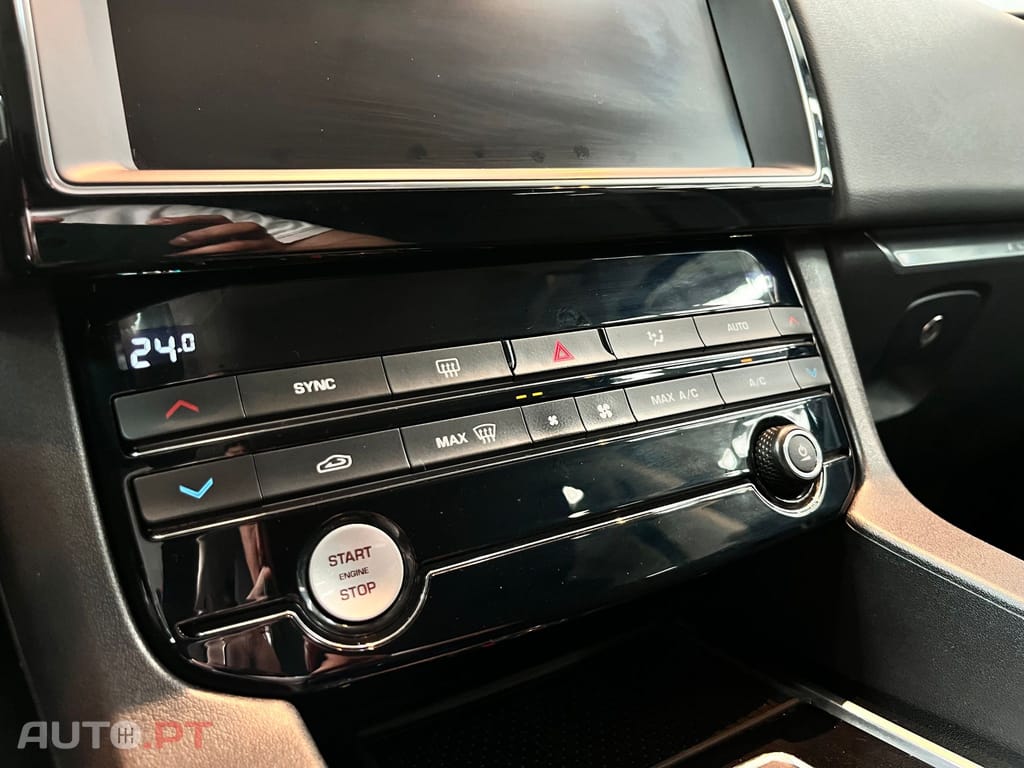 Jaguar F-Pace 2.0d Prestige - AWD