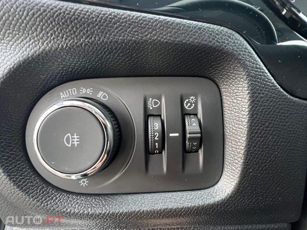 Opel Corsa Edição 1.2