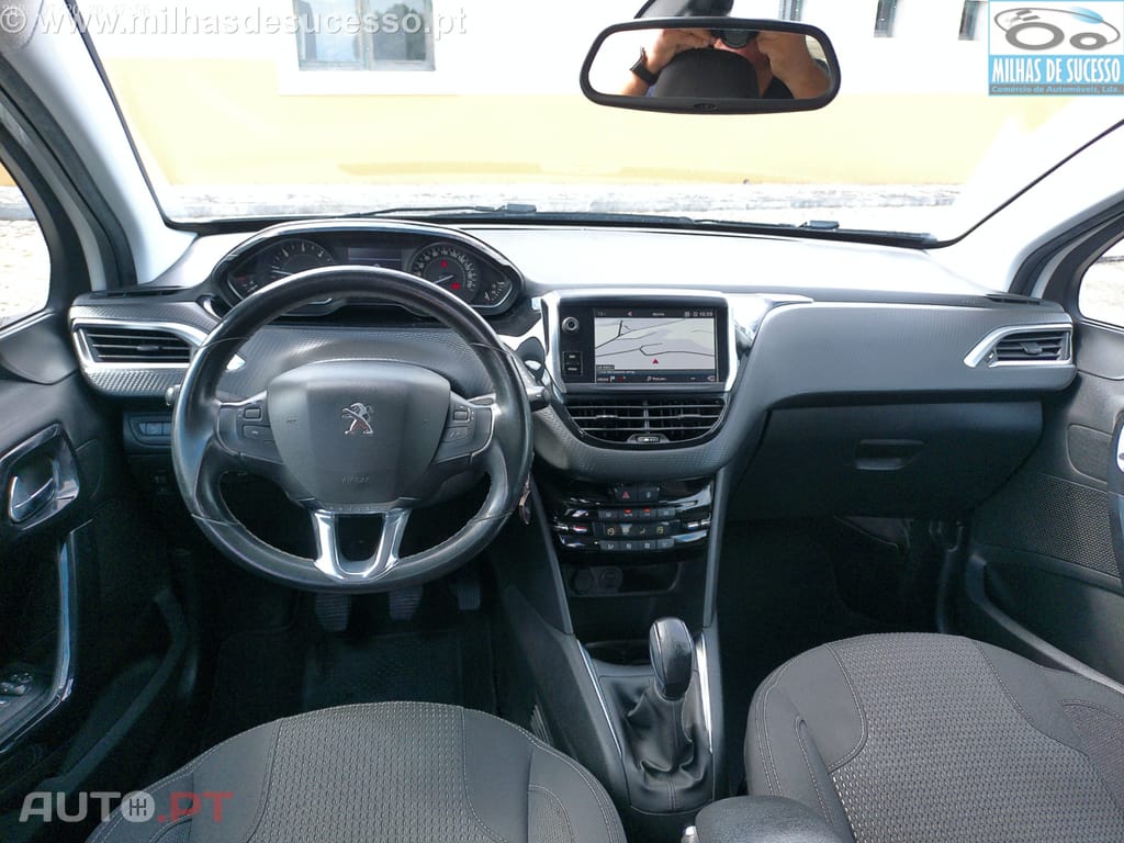 Peugeot 208 1.5 BlueHDI Allure