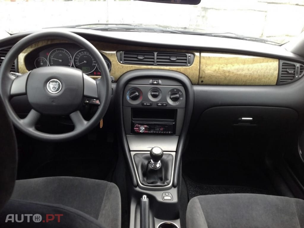 Jaguar X-Type EXECUTIVE